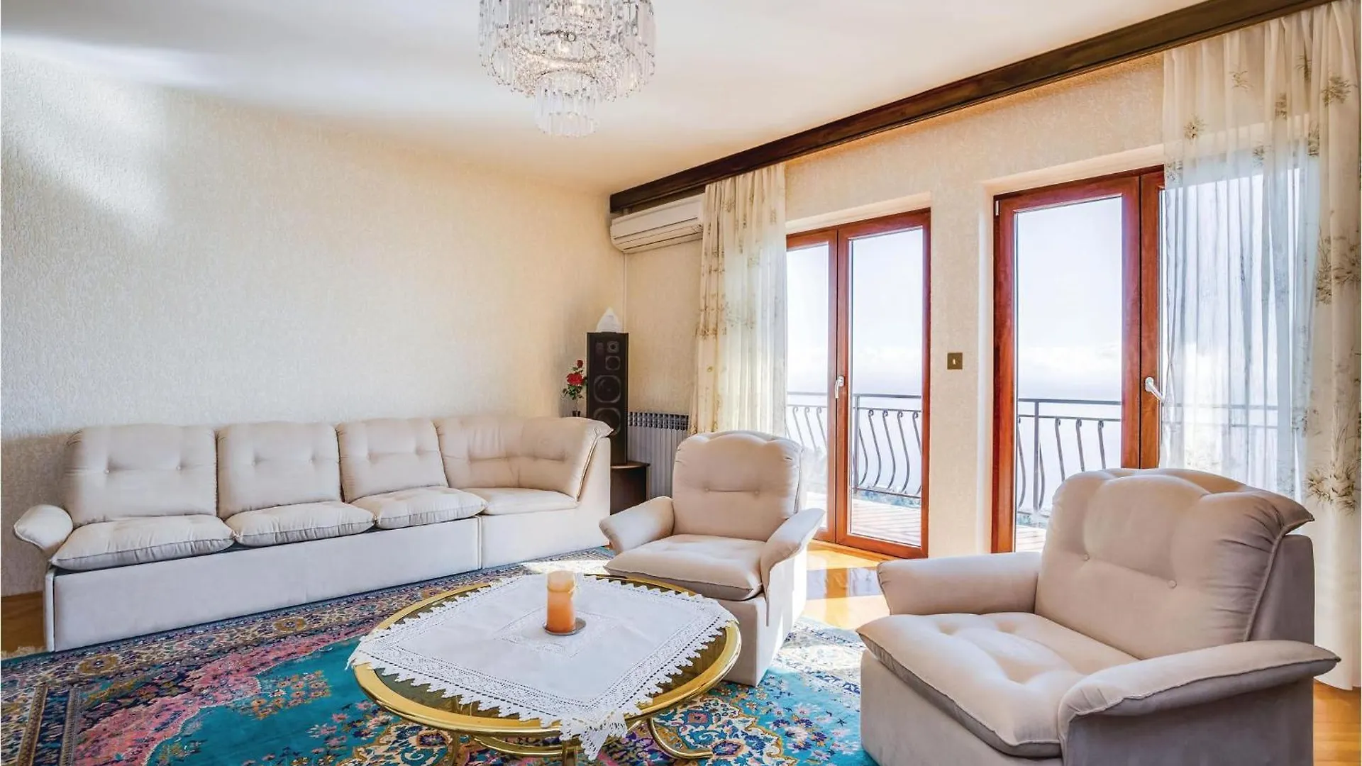 2 Bedroom Lovely Apartment In Lovran Kroatië