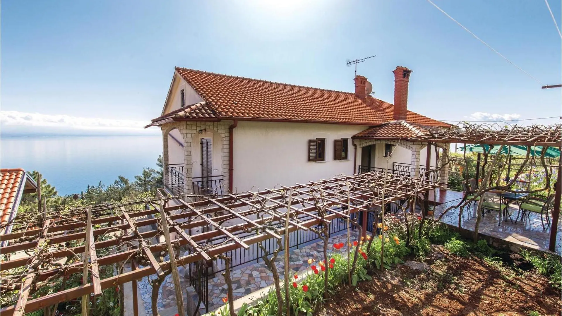 2 Bedroom Lovely Apartment In Lovran