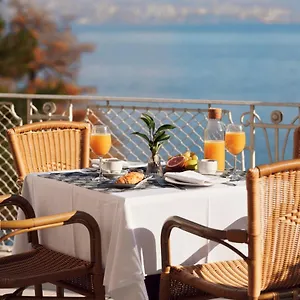 Отель Hotel Lovran, Ловран